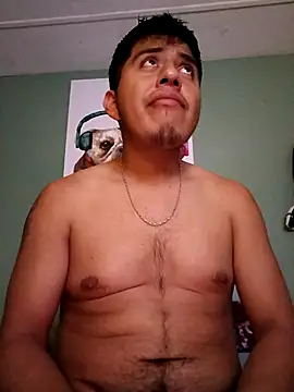 Snapshot of Penelargo1233r chatting on October 21, 2025, 12:00 am Penelargo1233r online show from October 21, 2025, 12:00 am