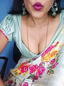 Snapshot of Deepa_telugu chatting on July 15, 2026, 5:18 pm Deepa telugu online show from July 15, 2026, 5:18 pm