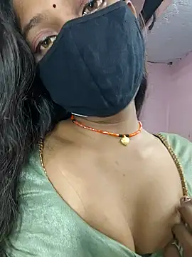 sweet couple99 online show from October 26, 2025, 1:00 am