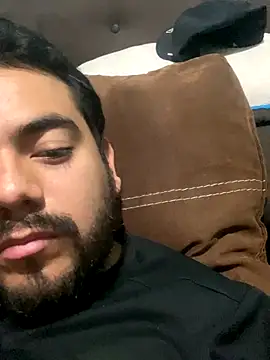 LuisR727 online show from November 19, 2025, 10:15 am