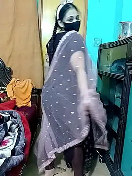 Snapshot of Porimoni22 chatting on November 4, 2025, 4:22 am Porimoni22 online show from November 4, 2025, 4:22 am