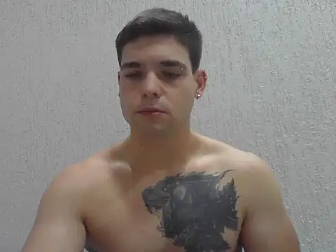 Snapshot of Zure-xxx chatting on November 7, 2025, 8:09 pm Zure-xxx online show from November 7, 2025, 8:09 pm