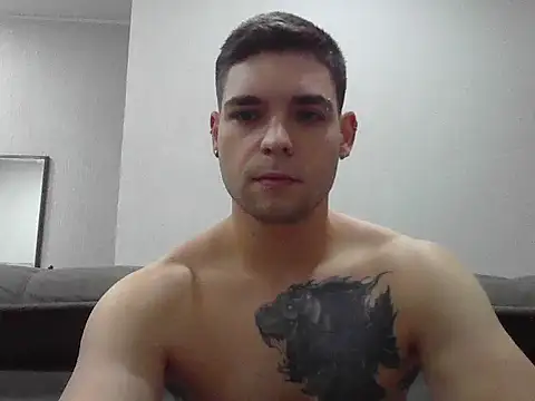 Snapshot of Zure-xxx chatting on November 26, 2025, 10:22 pm Zure-xxx online show from November 26, 2025, 10:22 pm