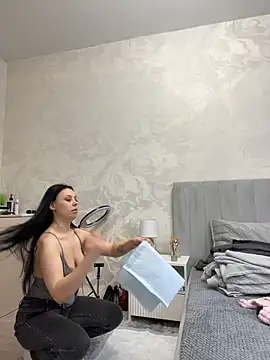 ChloeBrut online show from May 14, 2026, 11:55 pm