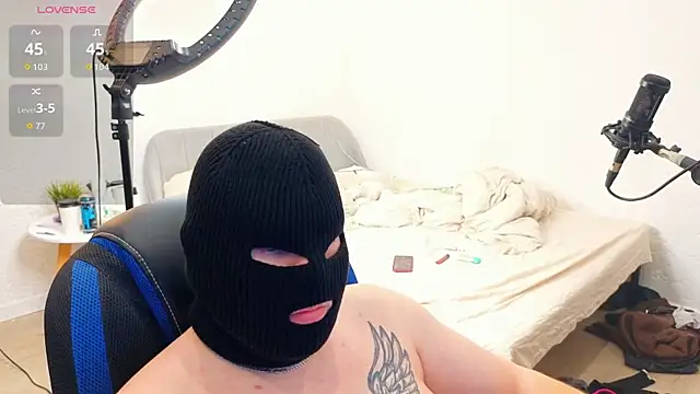 Melisaa Cooper online show from December 2, 2025, 8:52 am