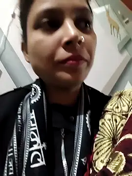 Anshika1431 online show from December 4, 2025, 3:16 am