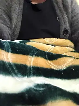 Anshika1431 online show from January 17, 2026, 11:26 am