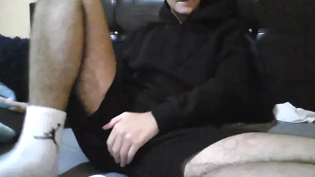 esmermoon online show from October 21, 2025, 10:10 pm