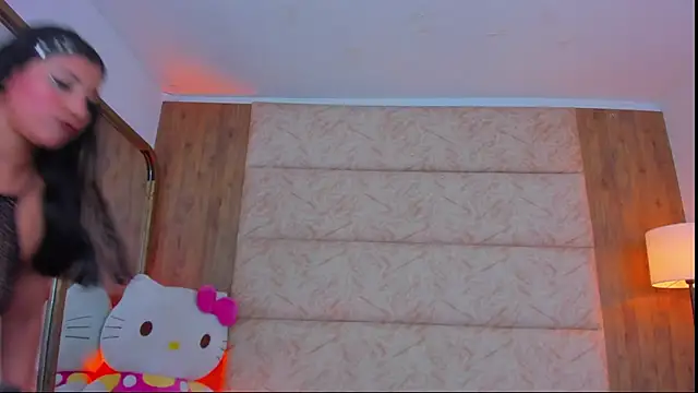 Antonella Russo1 online show from December 2, 2025, 8:08 am