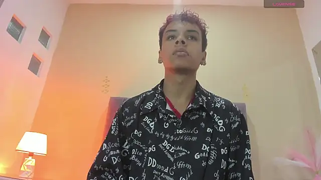 Snapshot of Xavier_Fox___ chatting on February 16, 2026, 8:16 pm Xavier Fox online show from February 16, 2026, 8:16 pm