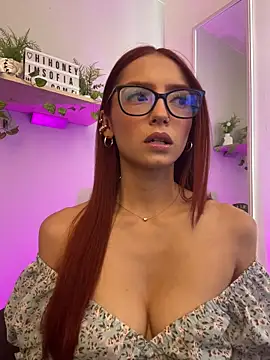 Im sofiaaa online show from March 6, 2026, 9:22 pm