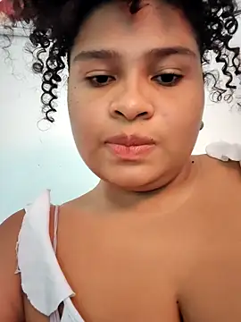 Aliona  online show from November 4, 2025, 1:10 pm