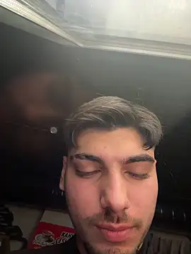 Snapshot of emir343475 chatting on October 28, 2025, 8:55 pm emir343475 online show from October 28, 2025, 8:55 pm