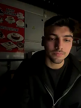 Snapshot of emir343475 chatting on November 13, 2025, 4:28 pm emir343475 online show from November 13, 2025, 4:28 pm