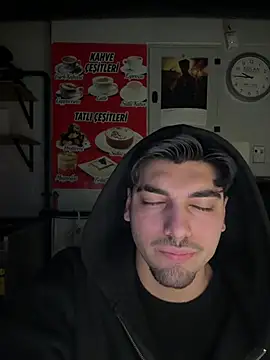 Snapshot of emir343475 chatting on February 3, 2026, 6:46 pm emir343475 online show from February 3, 2026, 6:46 pm