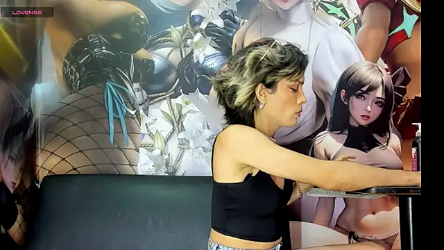 wild-cat-hot online show from November 1, 2025, 11:07 pm