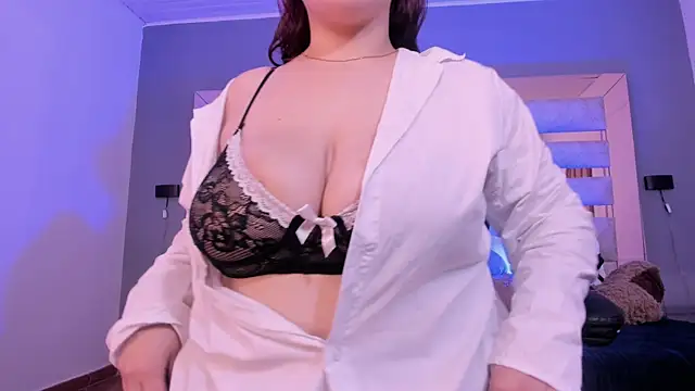 VictoriaCortezz online show from October 18, 2025, 3:31 am