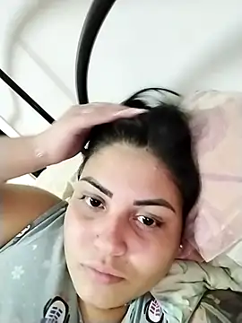 Cubanitaxxx online show from October 25, 2025, 9:31 pm