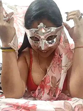 hornybitch690 online show from November 24, 2025, 7:35 pm