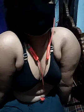 Priyanka-Khan online show from April 19, 2026, 6:32 pm