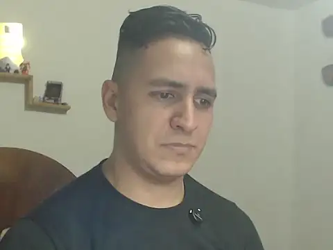 DarkTheKing online show from November 10, 2025, 4:44 am