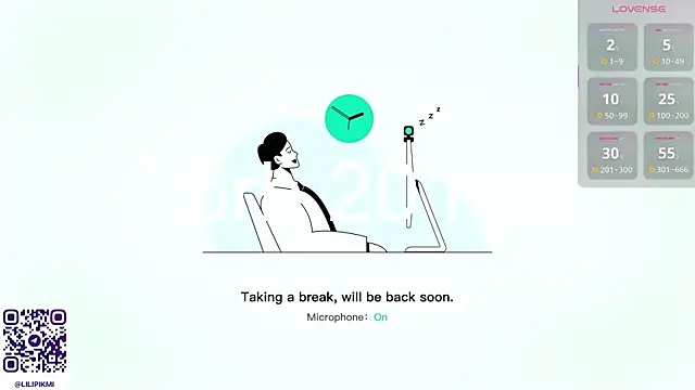 Chloewilldd online show from November 3, 2025, 2:18 pm