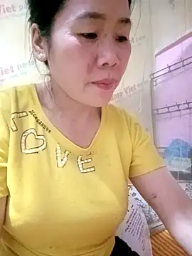 Snapshot of tabby-cat11 chatting on October 16, 2025, 1:45 pm tabby-cat11 online show from October 16, 2025, 1:45 pm