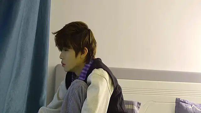 Stuffy-111 online show from February 1, 2026, 10:52 pm