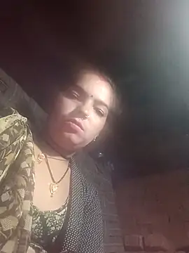 Snapshot of M-MAYA chatting on November 14, 2025, 5:11 pm M-MAYA online show from November 14, 2025, 5:11 pm