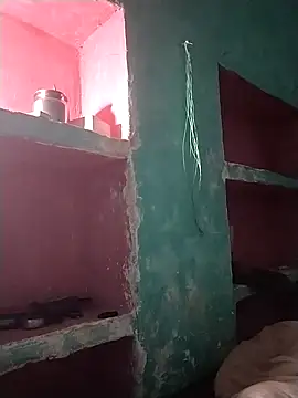 Snapshot of M-MAYA chatting on November 19, 2025, 3:34 pm M-MAYA online show from November 19, 2025, 3:34 pm