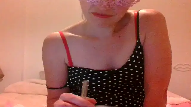 Snapshot of Ava_sexy_bitch chatting on April 18, 2026, 8:20 pm Ava sexy bitch online show from April 18, 2026, 8:20 pm