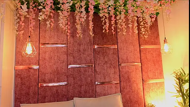 Snapshot of Rynka_ chatting on February 19, 2026, 3:57 am Rynka online show from February 19, 2026, 3:57 am