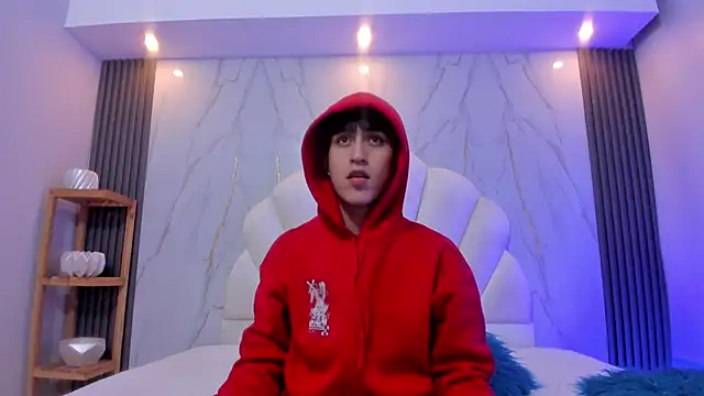 hoot booys  online show from January 14, 2026, 8:36 pm