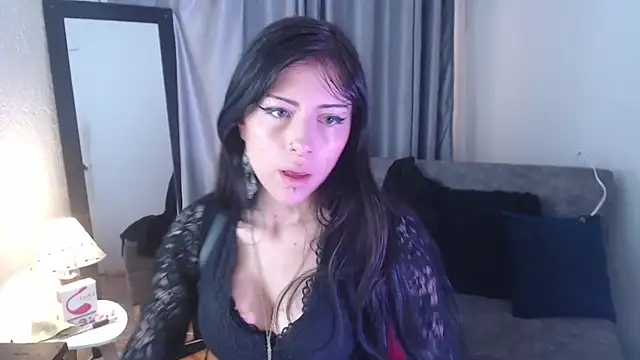 Snapshot of Dark_Niight_ chatting on May 7, 2026, 12:43 pm Dark Niight online show from May 7, 2026, 12:43 pm