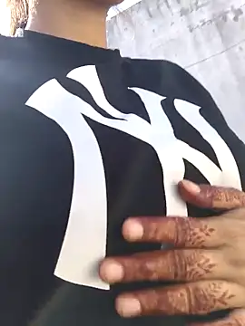 Snapshot of anaya00 chatting on October 25, 2025, 4:20 am anaya00 online show from October 25, 2025, 4:20 am