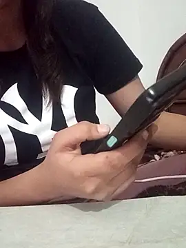 Snapshot of anaya00 chatting on November 4, 2025, 6:18 pm anaya00 online show from November 4, 2025, 6:18 pm