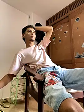 gsusss feet online show from November 8, 2025, 6:51 pm