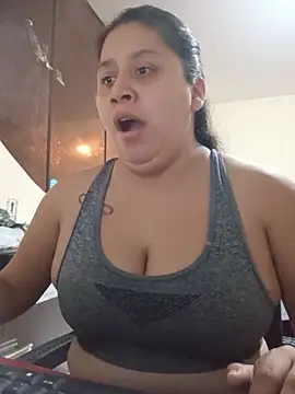 Snapshot of laurita_goloza39 chatting on July 24, 2026, 8:45 am laurita goloza39 online show from July 24, 2026, 8:45 am