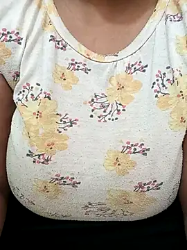 Disha Nur1 online show from January 16, 2026, 10:52 am