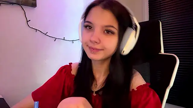 HanaMantanaDell online show from February 13, 2026, 3:08 pm