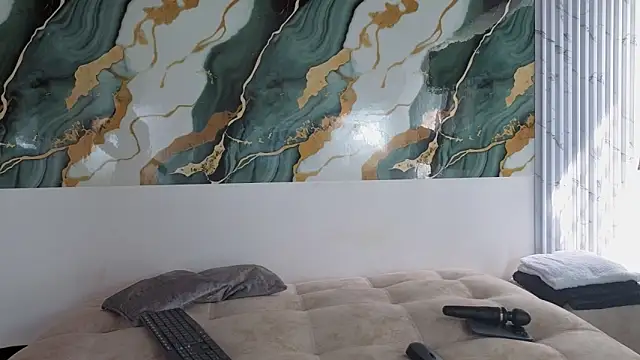 sharon ivanna12 online show from February 5, 2026, 7:29 pm