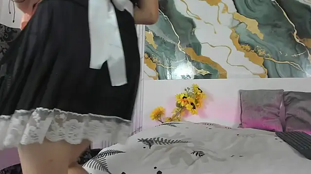 sharon ivanna12 online show from February 12, 2026, 6:58 pm