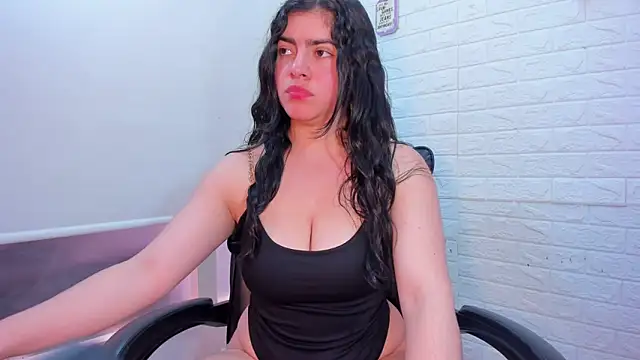 talialadyx online show from March 26, 2026, 2:55 pm