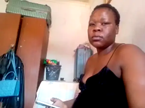 Roronae online show from February 14, 2026, 7:49 am