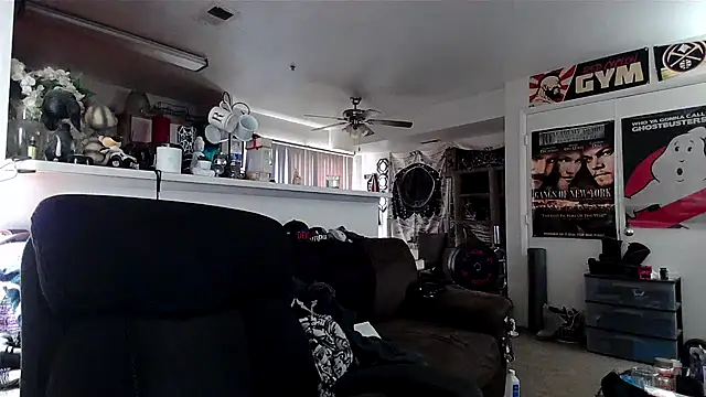 Snapshot of biggerisbetter12 chatting on January 18, 2026, 8:56 pm biggerisbetter12 online show from January 18, 2026, 8:56 pm