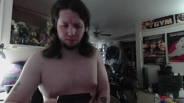 Snapshot of biggerisbetter12 chatting on February 16, 2026, 3:41 pm biggerisbetter12 online show from February 16, 2026, 3:41 pm