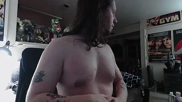 Snapshot of biggerisbetter12 chatting on February 19, 2026, 11:06 am biggerisbetter12 online show from February 19, 2026, 11:06 am