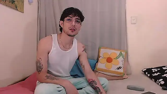 Gaia 16 online show from February 19, 2026, 5:53 pm