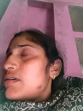 Snapshot of Pooja_shre chatting on February 6, 2026, 3:37 pm Pooja shre online show from February 6, 2026, 3:37 pm