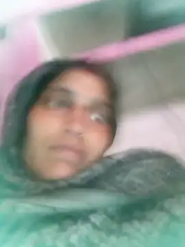 Snapshot of Pooja_shre chatting on February 10, 2026, 2:43 pm Pooja shre online show from February 10, 2026, 2:43 pm